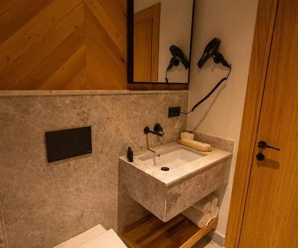 Hotel Leone Cunda Edition *