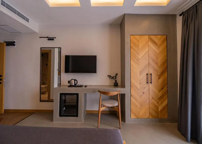 Leone Cunda Edition * Ayvalı