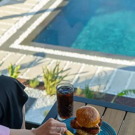 Hotel Leone Cunda Edition *