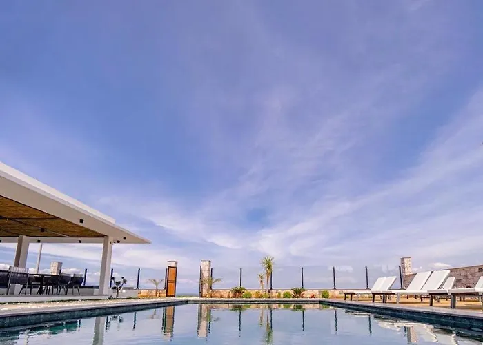 Leone Cunda Edition Hotel *